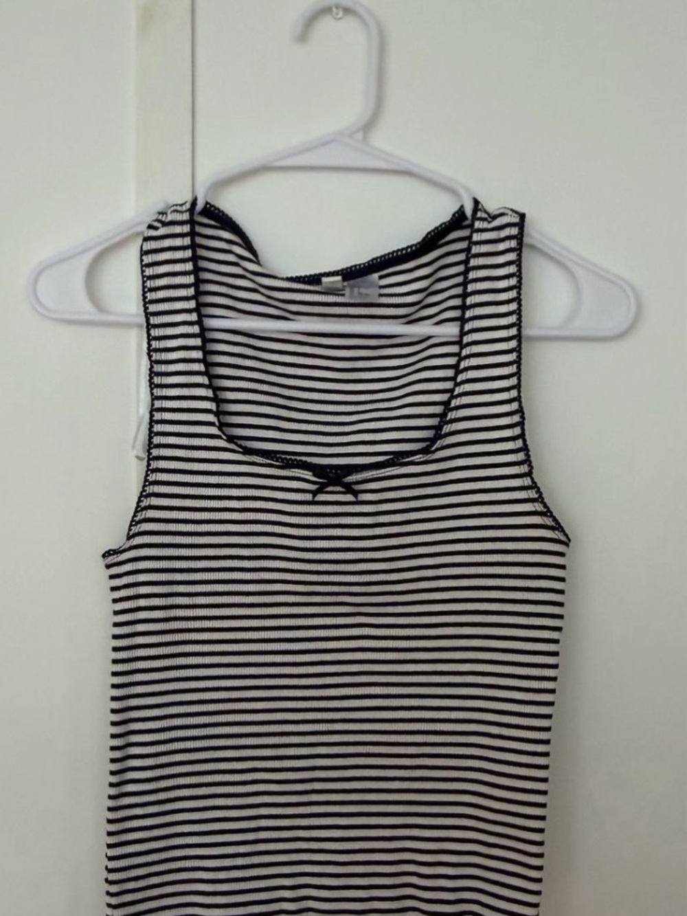 Striped Sleeveless Tank Top - Dark Blue & White